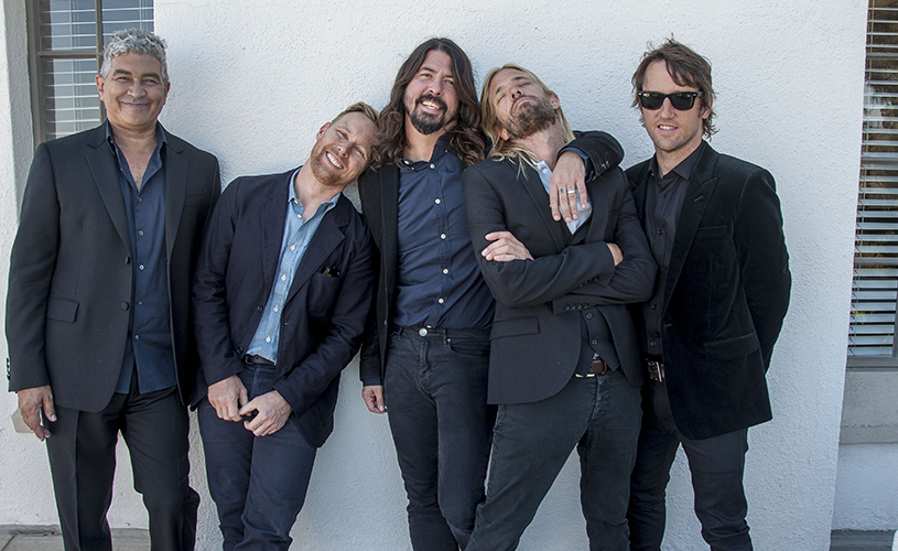 “Dirty Water”: A nova faixa dos Foo Fighters