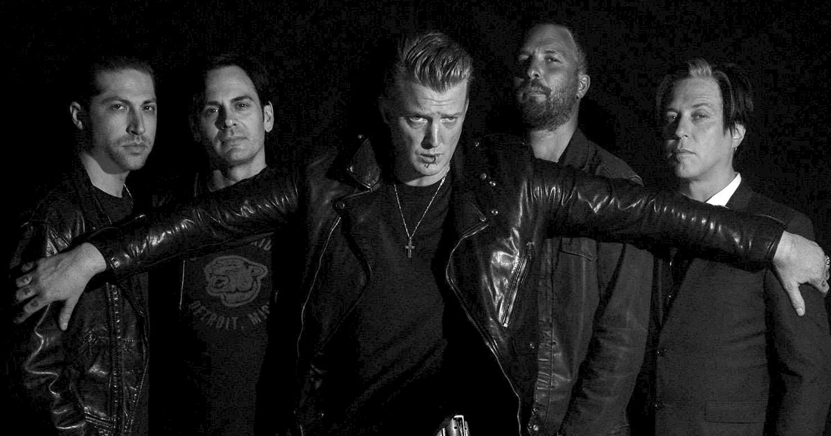 Queens Of The Stone Age animam com “Head Like a Haunted House”