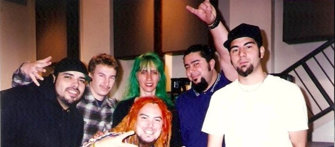 Anos 90: Fotos raras dos Deftones com Max Cavalera