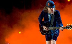 angus young river plate