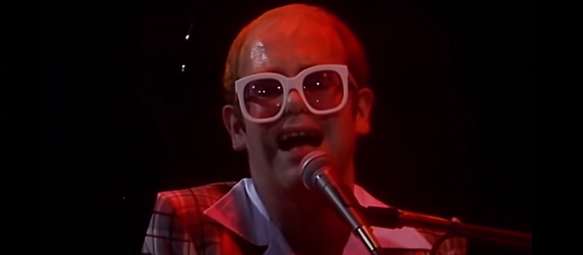 Elton John disponibiliza os seus concertos mais memoráveis no Youtube