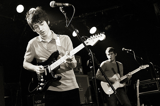 Guitarra dos Arctic Monkeys já rendeu mais de 110 mil euros