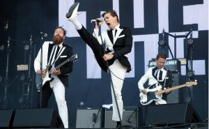 TheHives-1392×884