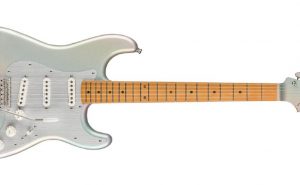 fender-her-signature-stratocaster