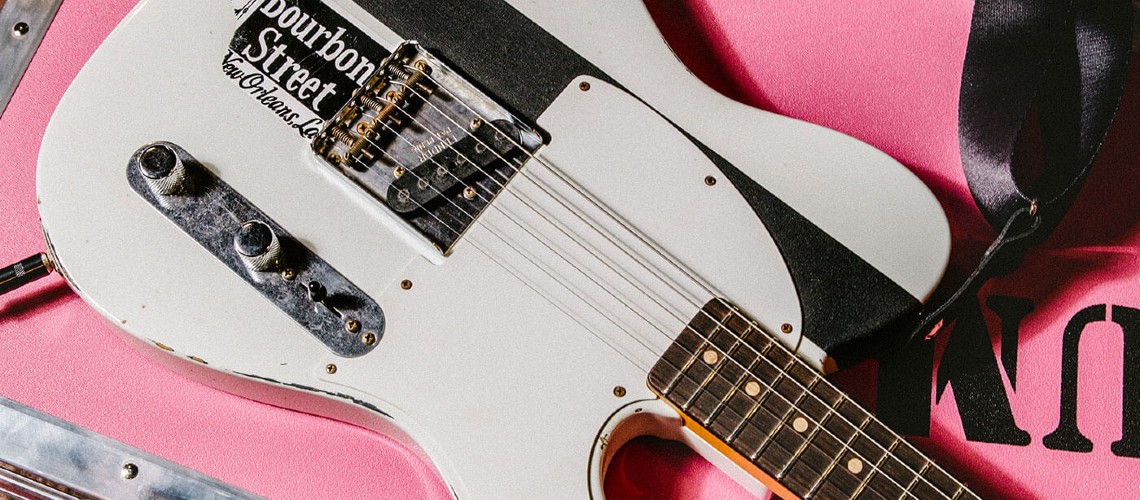 Fender Homenageia Ícone Punk Joe Strummer