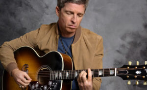 Noel Gallagher Gibson J-150