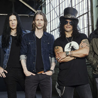 Slash Featuring Myles Kennedy and The Conspirators