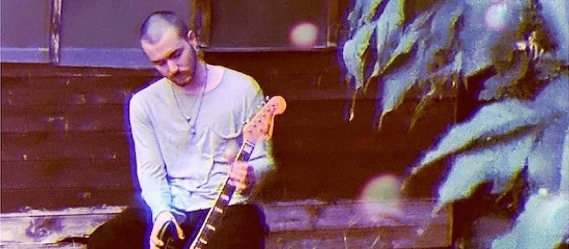 Noah, Filho de Thom Yorke Lança Música e Impressiona Guitarrista dos Radiohead