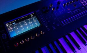 roland fantom 2.5