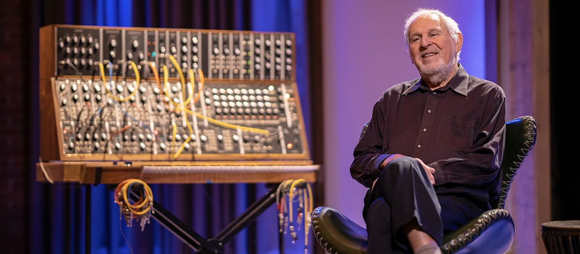 “GIANTS”: Moog Lança Série Documental Sobre os Primórdios da Música Eletrónica