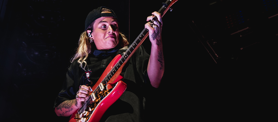 Fotoreportagem: Tash Sultana, Sozinha “Encheu” o Palco do Coliseu de Lisboa