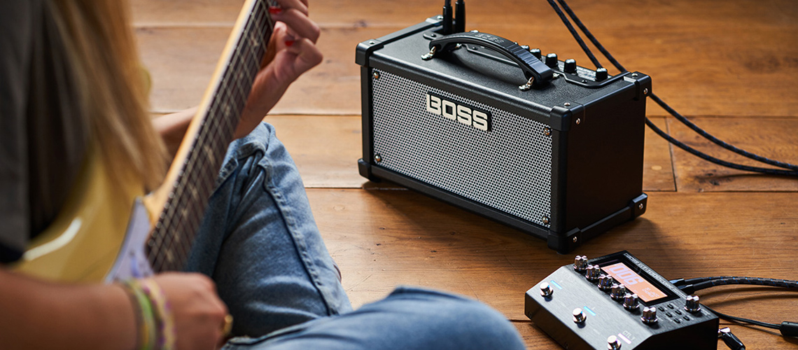 Os Novos Amplificadores de Guitarra e Baixo Portáteis da BOSS “Dual Cube LX”