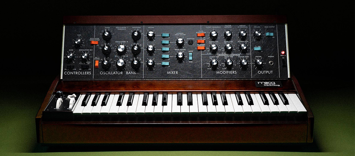 Sintetizador Lendário Moog Minimoog Model D Está de Volta