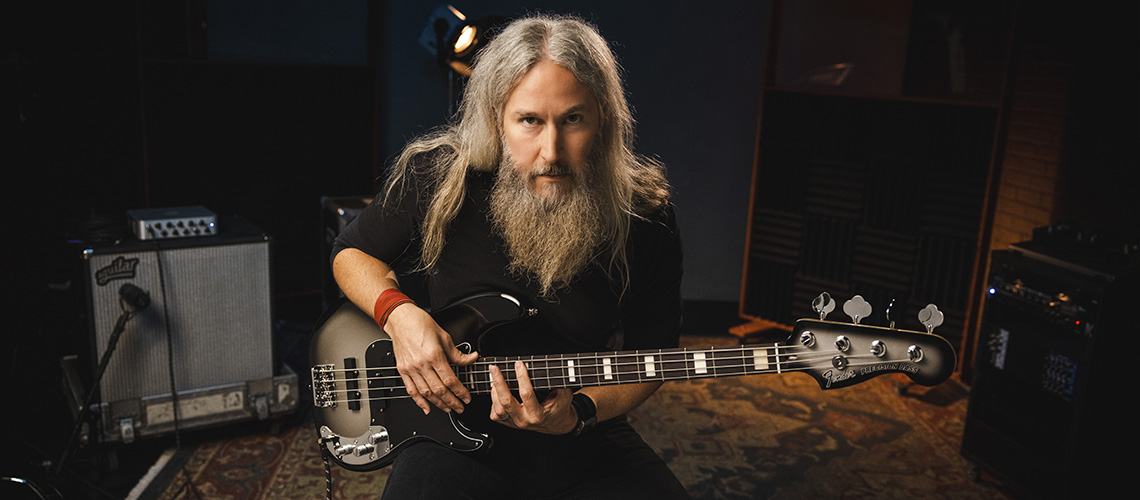 Troy Sanders, dos Mastodon, junta-se à Fender para lançar o seu Precision Bass de assinatura