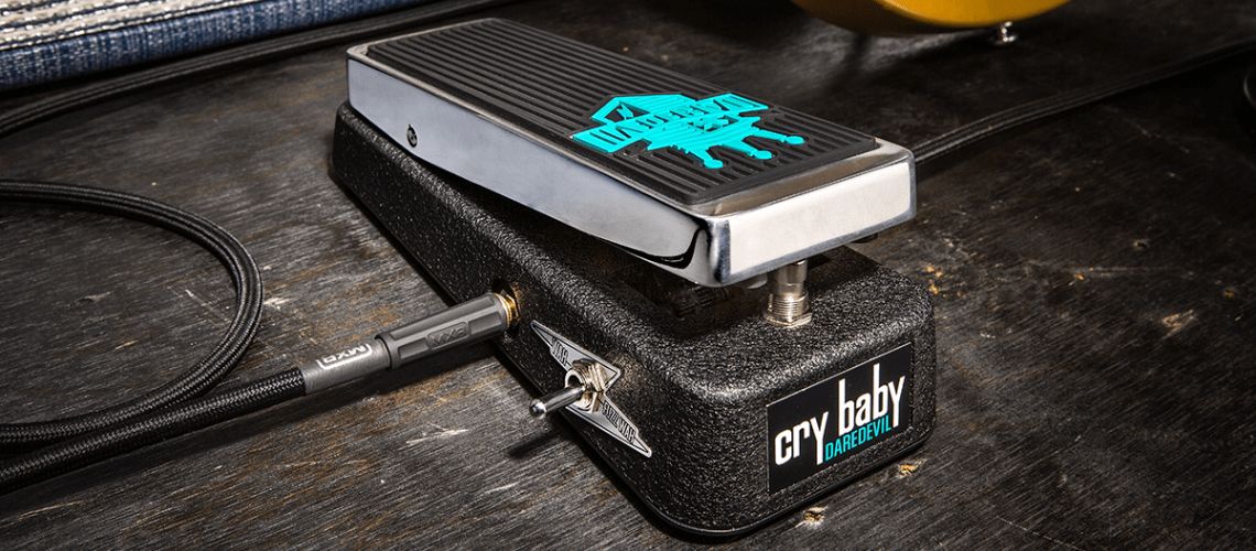 Dunlop e Daredevil criam um pedal Crybaby Wah com fuzz