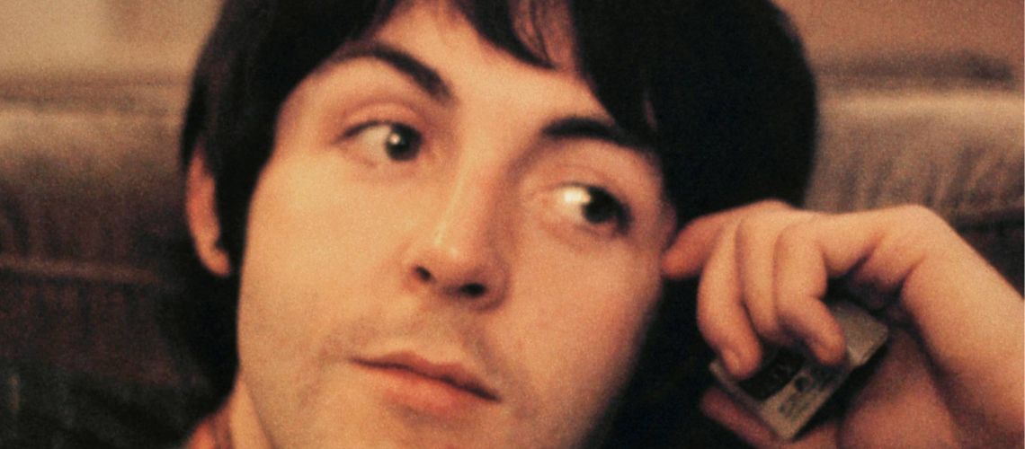 Paul McCartney fala sobre as músicas que marcaram a sua carreira no podcast “McCartney: A Life In Lyrics”