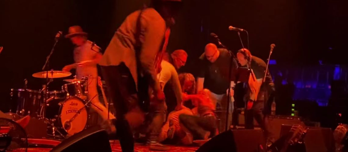 Brian Jonestown Massacre: Depois das agressões em palco, será o fim da banda?