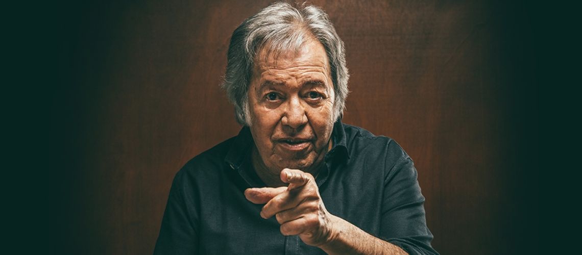 Sérgio Godinho edita compilação “Sérgio Vezes Três” que resume mais de 50 anos de carreira