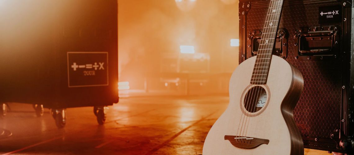 Sheeran by Lowden apresenta a sua guitarra mais luxuosa, a Stadium Edition
