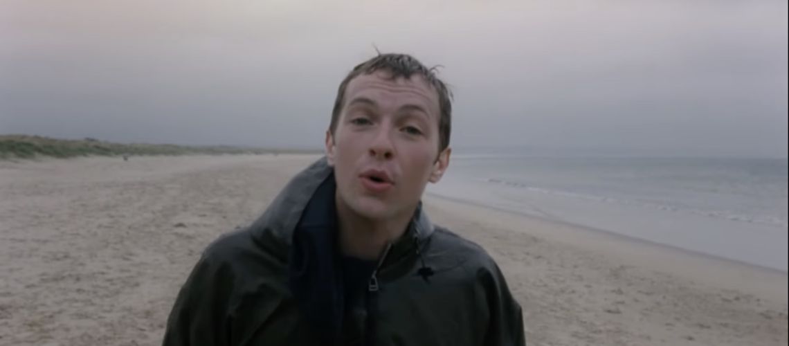 IDLES recriam vídeo de “Yellow” dos Coldplay com IA Deepfake para o seu novo single “GRACE”