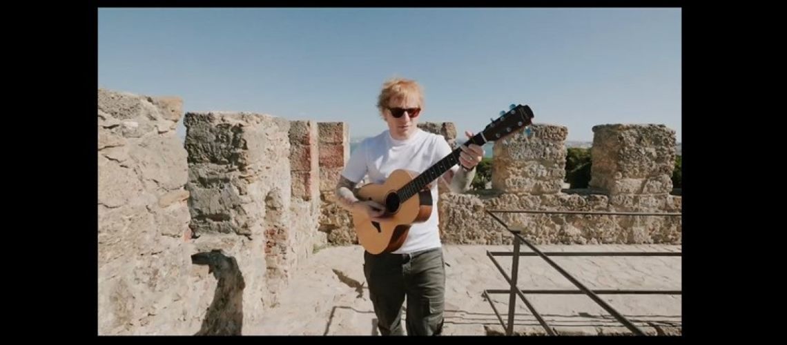 Ed Sheeran canta “Castle On The Hill” no Castelo de São Jorge