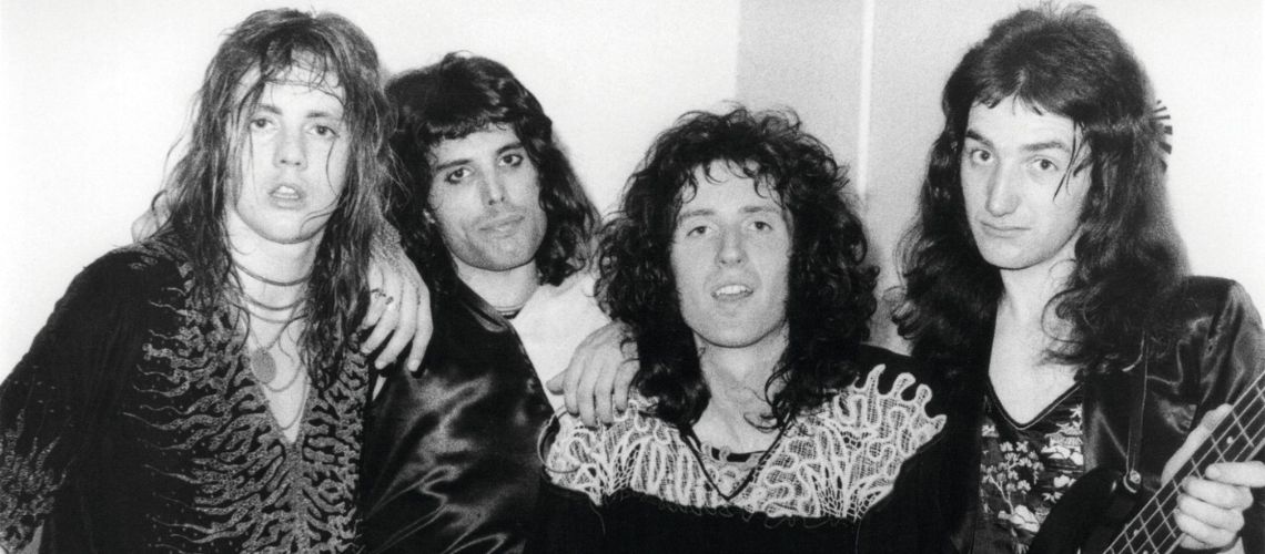 Queen reeditam icónico álbum de estreia numa edição remasterizada