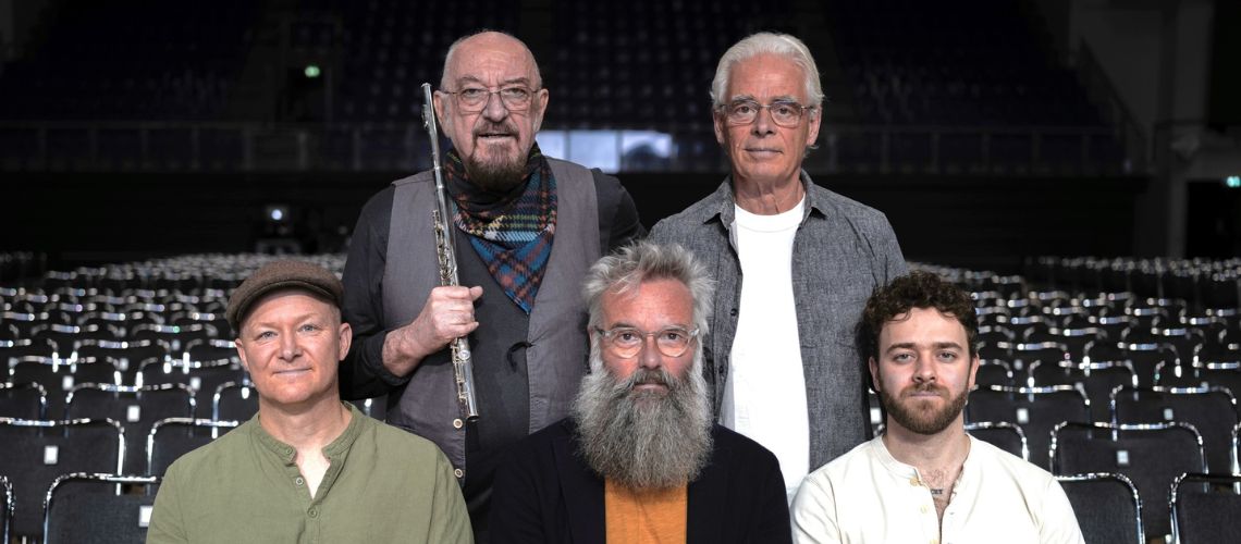 Jethro Tull anunciam “Curious Ruminant”, o álbum número 24