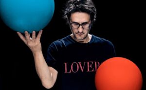 Steven Wilson anuncia novo álbum “The Overview” com apenas duas faixas